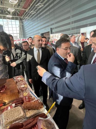 5217cc18-0bc6-462d-a193-28b4953cdf68